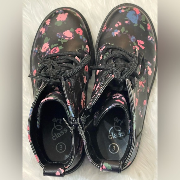 Art Class Flower Zip-Up Boots. Girls Size 3 - Picture 9 of 13